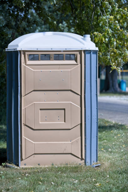 Porta potty delivery and setup in Oak Island, NC